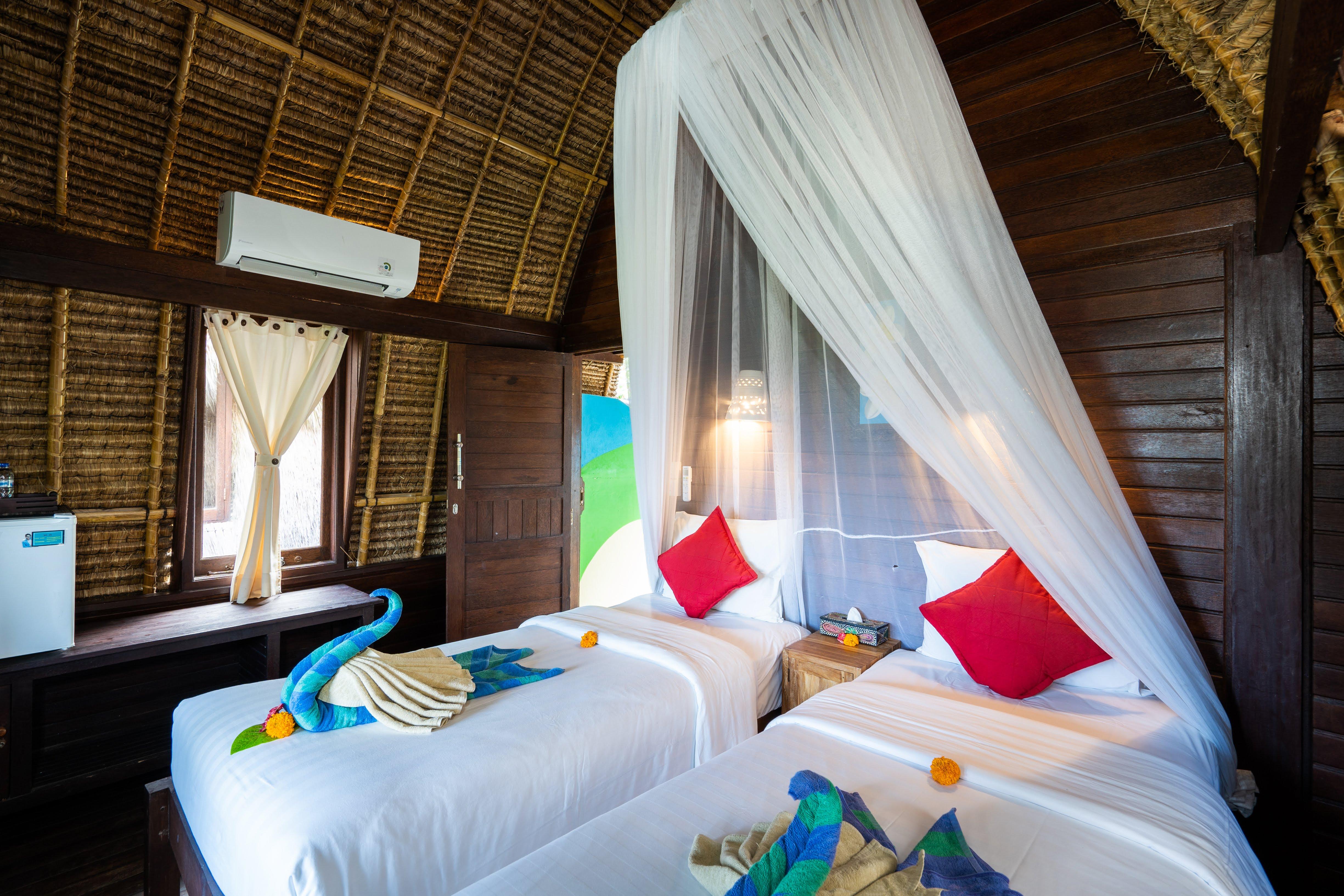 Dream Kubu & By Abm Nusa Lembongan